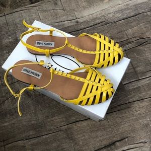 steve madden yellow sandal